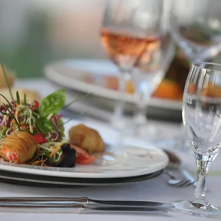 Badhotel Restaurant Stauferland 4* باد بول