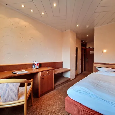 Badhotel Restaurant Stauferland Hotel