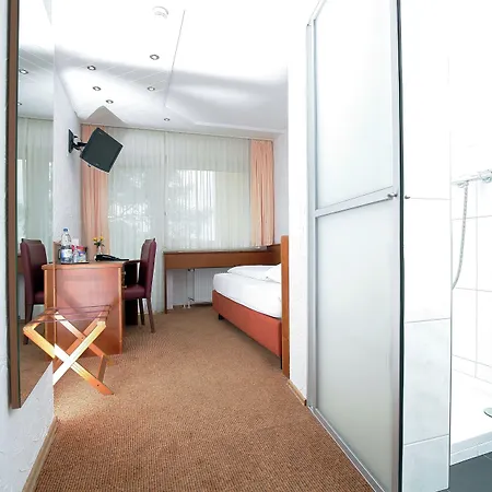 Badhotel Restaurant Stauferland 4*