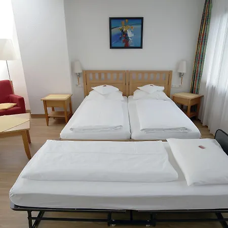 Badhotel Restaurant Stauferland באד בול