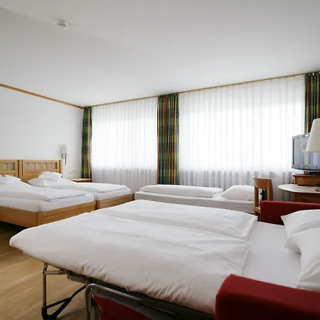 Badhotel Restaurant Stauferland Szálloda Bad Boll