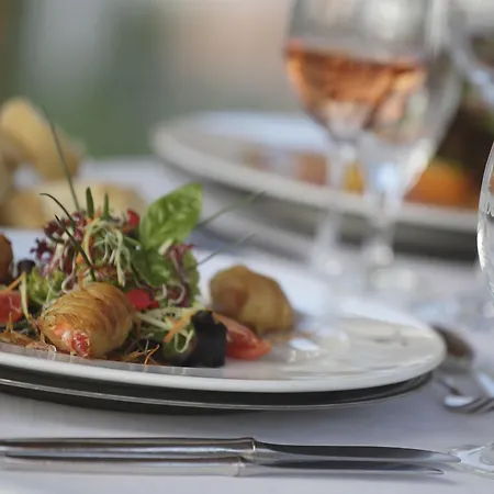 Отель Badhotel Restaurant Stauferland 4*