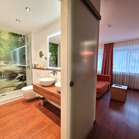 Badhotel Restaurant Stauferland 4*