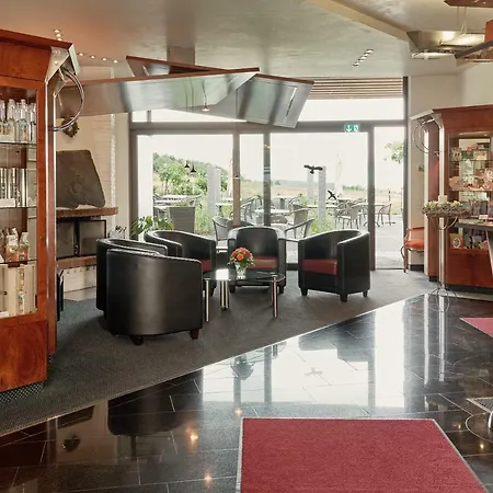 Отель Badhotel Restaurant Stauferland