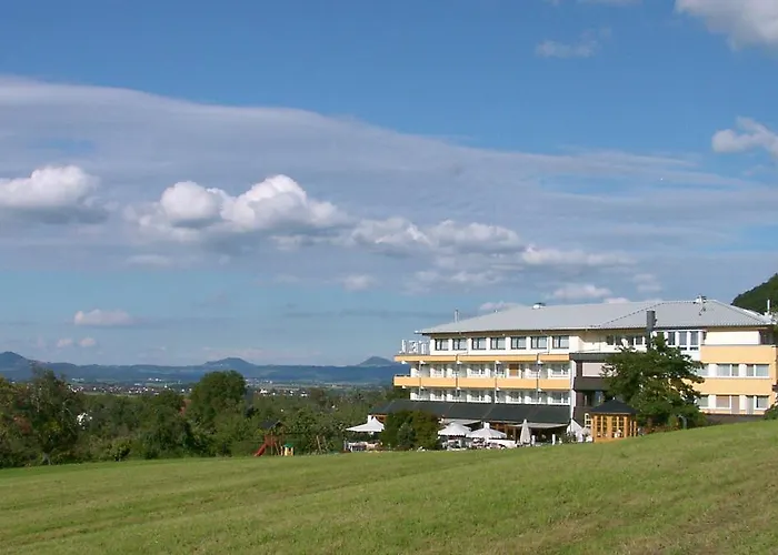 Ξενοδοχείο Badhotel Restaurant Stauferland 4*