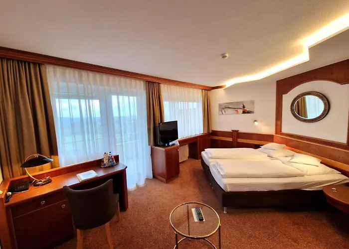 Badhotel Restaurant Stauferland Ξενοδοχείο Bad Boll