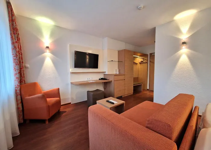 Badhotel Restaurant Stauferland 4*