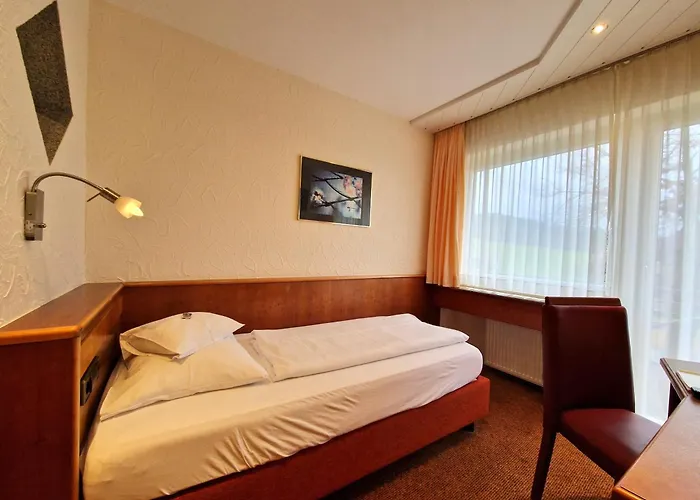 Badhotel Restaurant Stauferland 4* Bad Boll