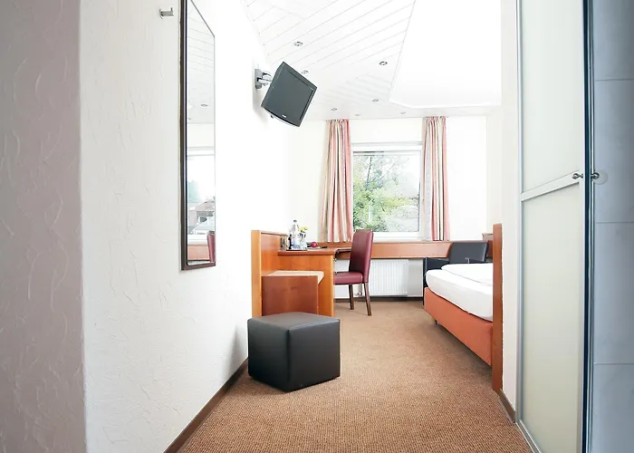 Badhotel Restaurant Stauferland 4* Bad Boll