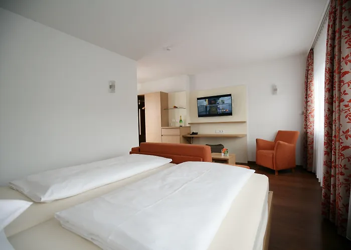 Badhotel Restaurant Stauferland Ξενοδοχείο