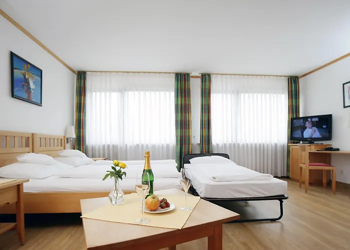 Badhotel Restaurant Stauferland Ξενοδοχείο Bad Boll