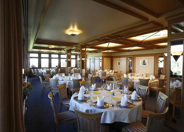 Badhotel Restaurant Stauferland 4*