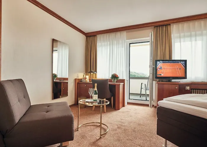 Badhotel Restaurant Stauferland Ξενοδοχείο Bad Boll