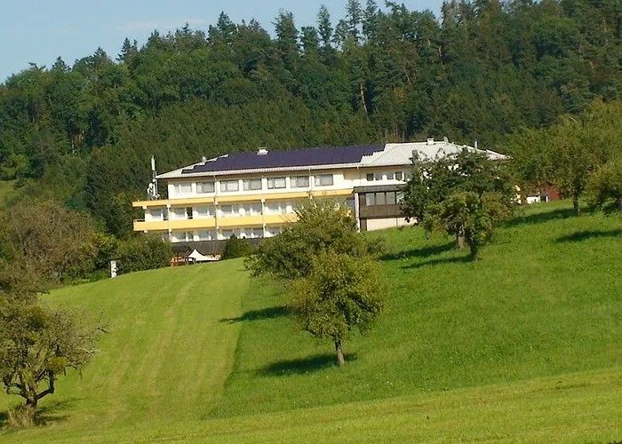 Badhotel Restaurant Stauferland Ξενοδοχείο 4*